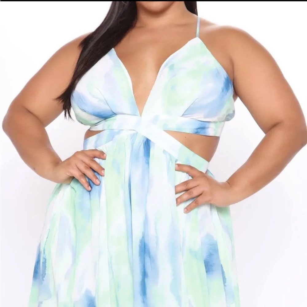 Cut Out Maxi Dress